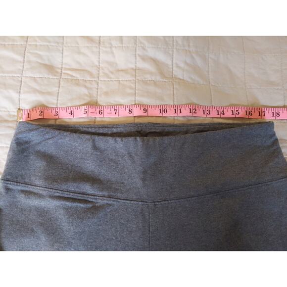 Soft Surroundings Women's Petite XL Gray Pull On Leggings Capri Elastic EUC - Picture 5 of 6